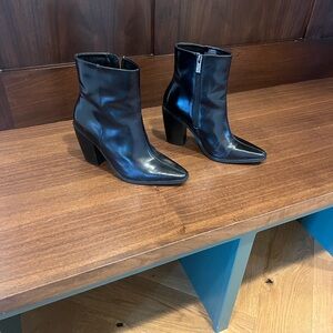 Vince Camuto Black Pointed Toe Leather Ankle Boots